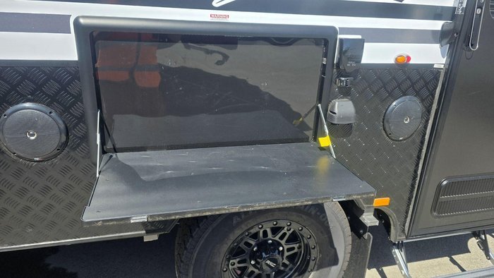 2026 Supreme 1800_R_K1e3_S Classic Tourer 18'