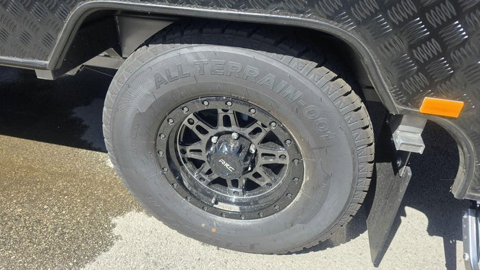 2026 Supreme 1800_R_K1e3_S Classic Tourer 18'