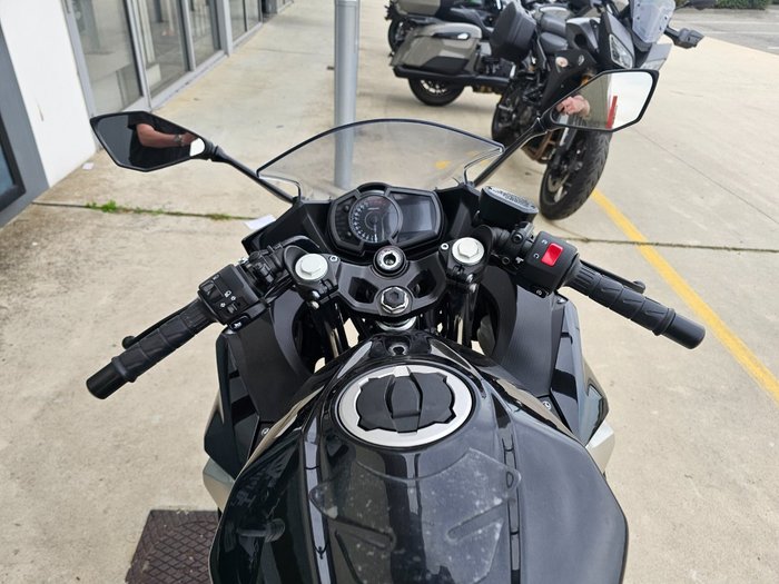 2021 Kawasaki NINJA 400 White