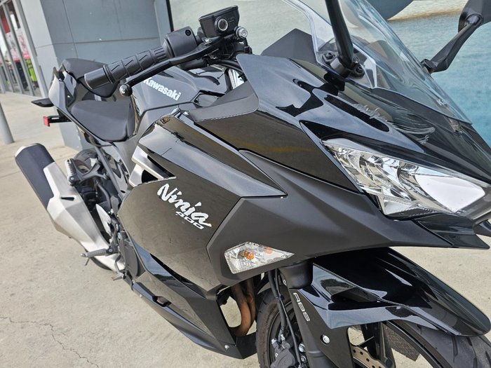 2021 Kawasaki NINJA 400 White