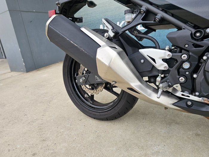 2021 Kawasaki NINJA 400 White