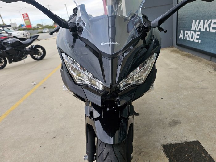 2021 Kawasaki NINJA 400 White