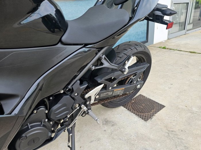 2021 Kawasaki NINJA 400 White