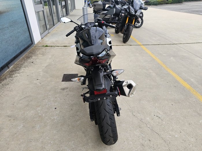 2021 Kawasaki NINJA 400 White