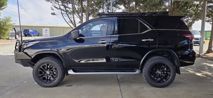 2024 Toyota Fortuner Crusade GUN156R 4X4 Dual Range Eclipse Black