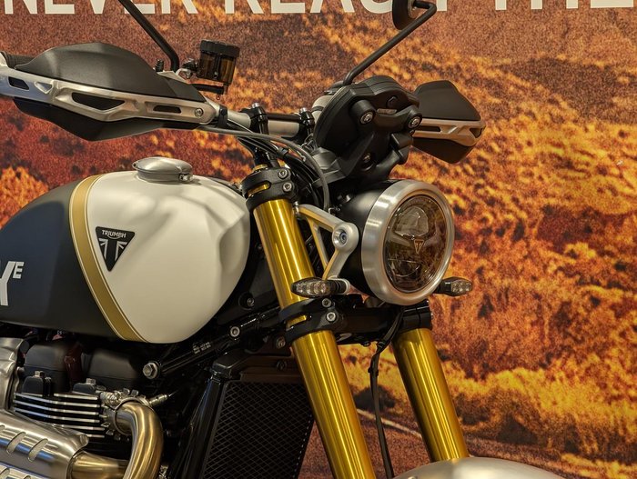 2026 Triumph Scrambler XE Scrambler White