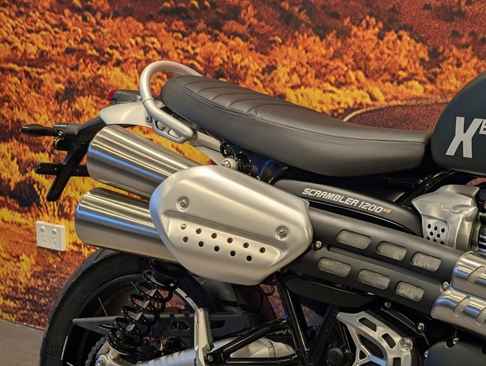 2026 Triumph Scrambler XE Scrambler White