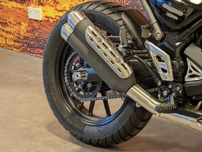 2025 Triumph Scrambler 400 X Scrambler Green