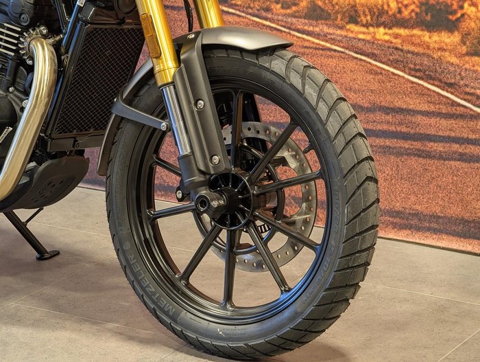 2025 Triumph Scrambler 400 X Scrambler Green