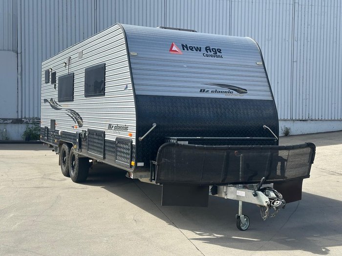 2017 New Age Caravans Oz Classic 23Es2
