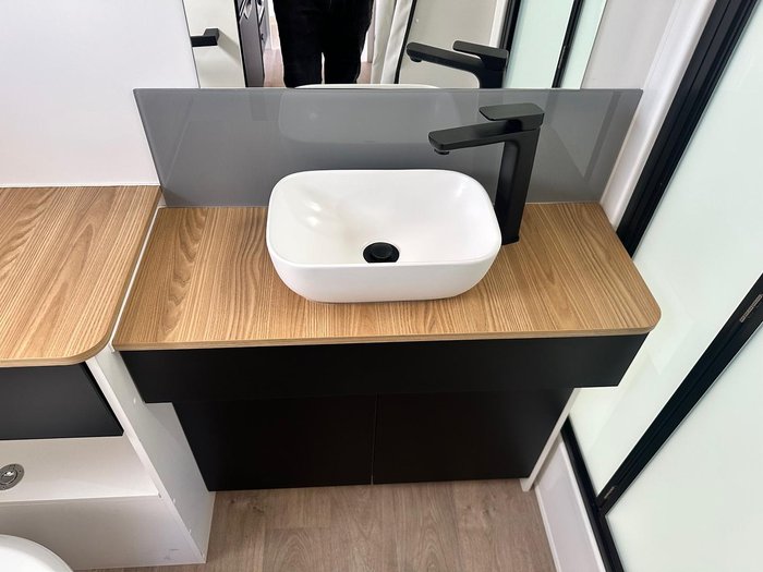 2017 New Age Caravans Oz Classic 23Es2