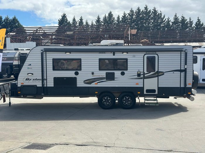 2017 New Age Caravans Oz Classic 23Es2