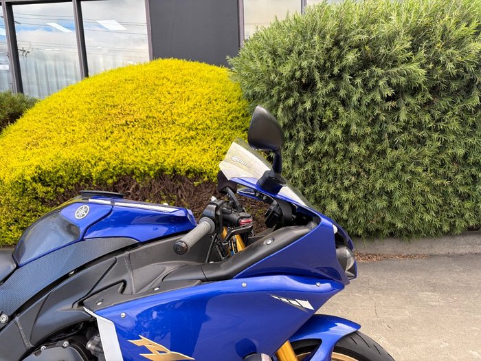 2012 Yamaha YZF-R1