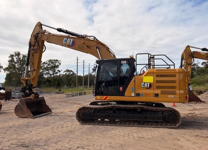 Caterpillar 320