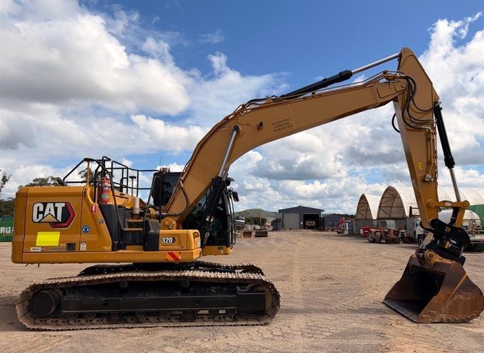 Caterpillar 320