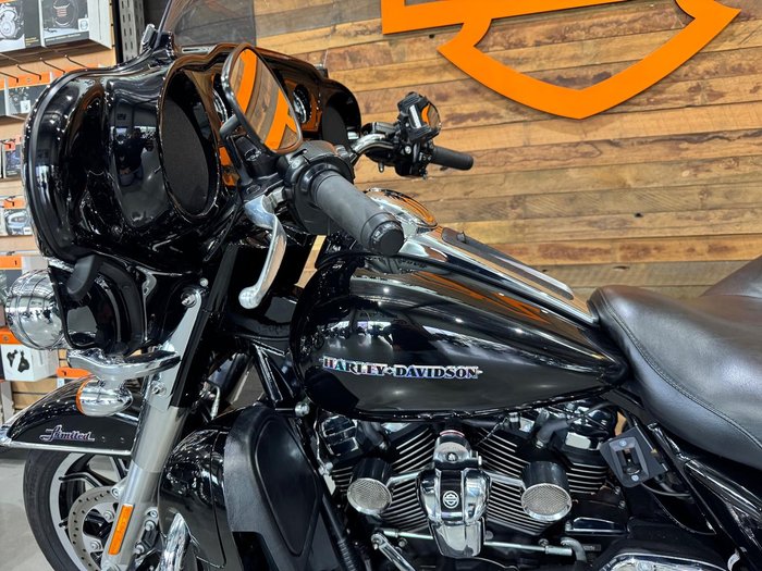 2019 Harley-Davidson Ultra Limited 114 (FLHTK) Touring Black
