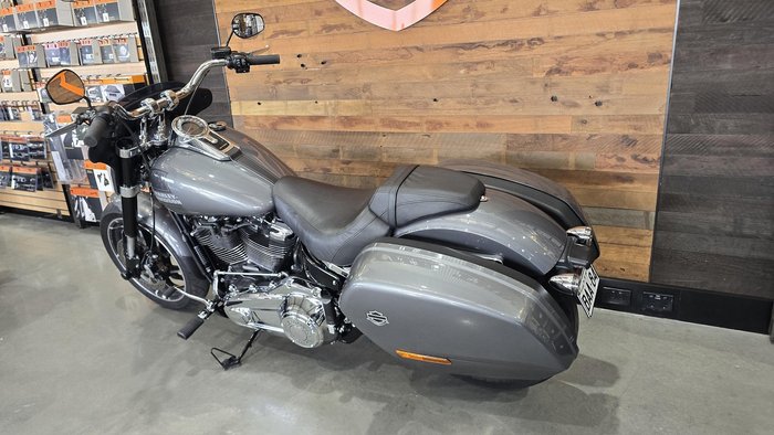 2022 Harley-Davidson Sport Glide 107 (FLSB) Softail Grey