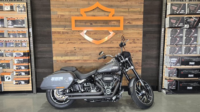 2022 Harley-Davidson Sport Glide 107 (FLSB) Softail Grey