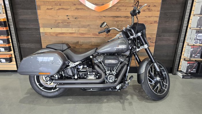 2022 Harley-Davidson Sport Glide 107 (FLSB)