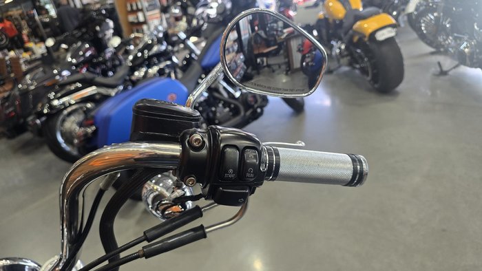 2008 Harley-Davidson Dyna Street Bob 96 (FXDB) Dyna Black
