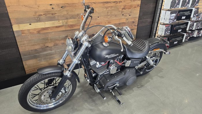 2008 Harley-Davidson Dyna Street Bob 96 (FXDB) Dyna Black