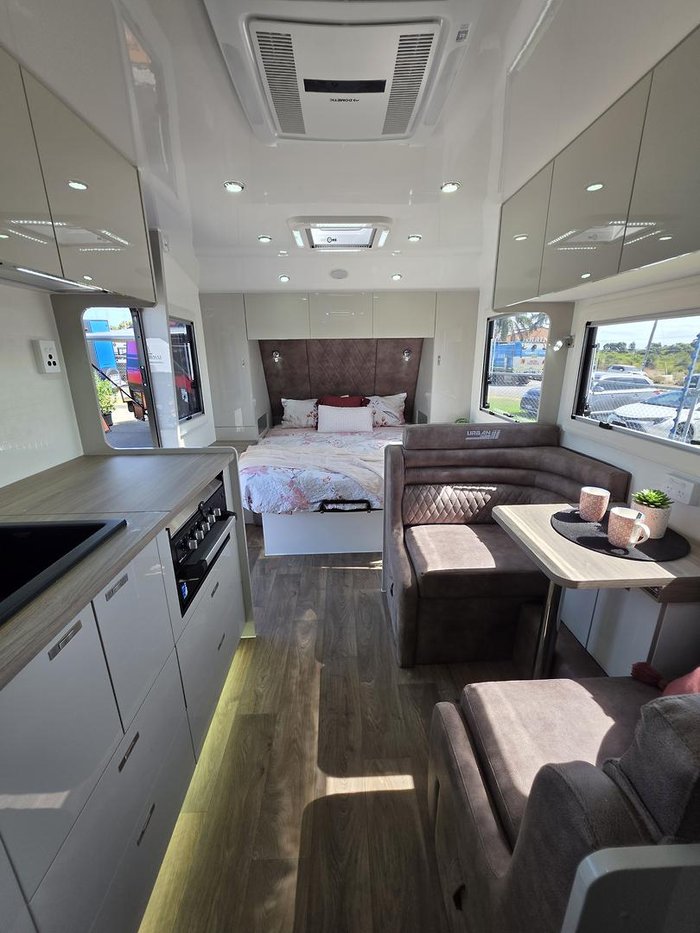 2026 Urban Caravans Tuff 21' Large Ensuite *Under Offer*