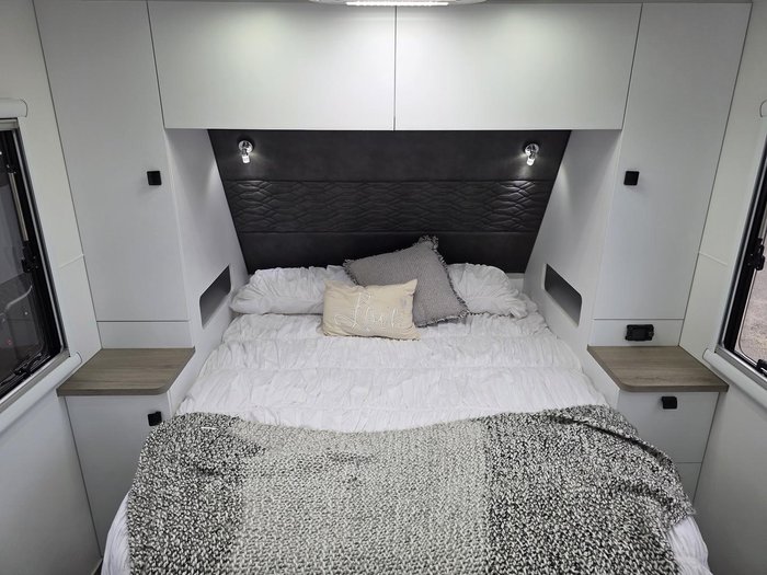 2026 Vivid Caravans Explorer 20 Club Lounge *Under Offer*