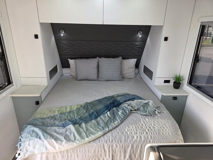 2026 Vivid Caravans Explorer 21 Large Ensuite