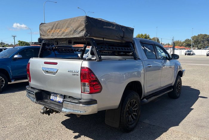 2019 Toyota Hilux SR5