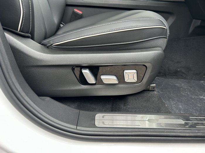 2026 GWM Tank 300 Ultra Hi4-T PHEV