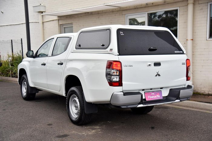 2019 Mitsubishi Triton GLX