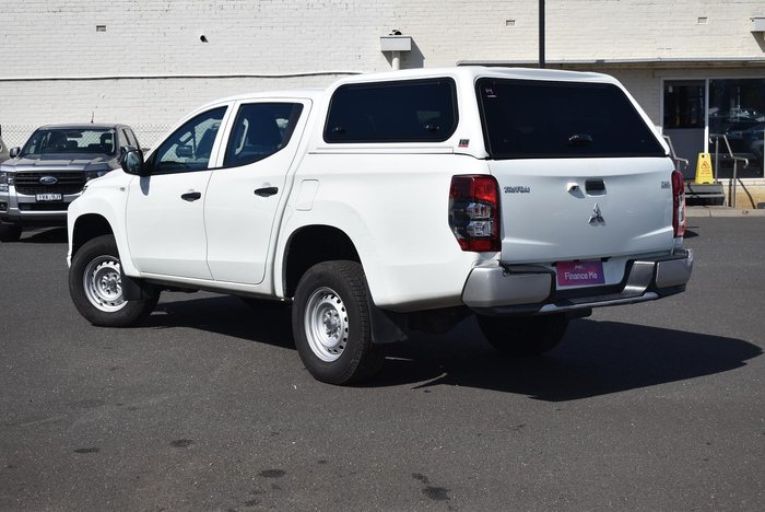 2019 Mitsubishi Triton GLX