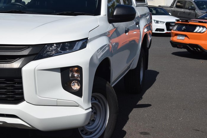 2019 Mitsubishi Triton GLX