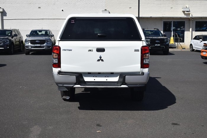 2019 Mitsubishi Triton GLX