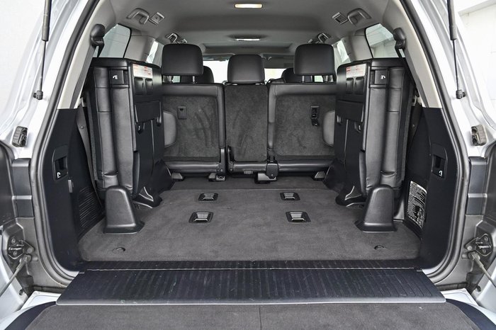 2019 Toyota Landcruiser VX VDJ200R 4X4 Dual Range Silver Pearl