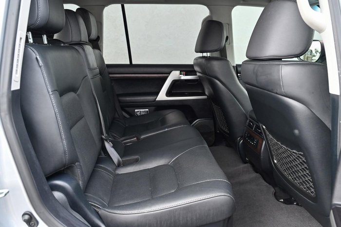 2019 Toyota Landcruiser VX VDJ200R 4X4 Dual Range Silver Pearl