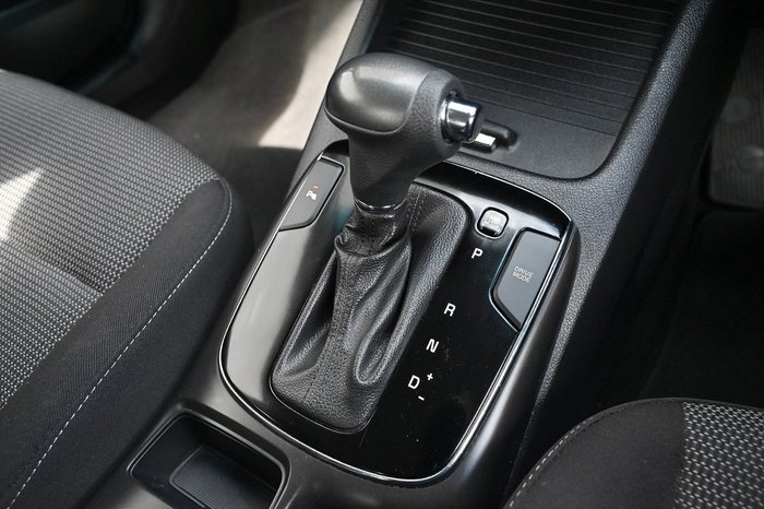 2017 Kia Cerato S YD MY17 Clear White