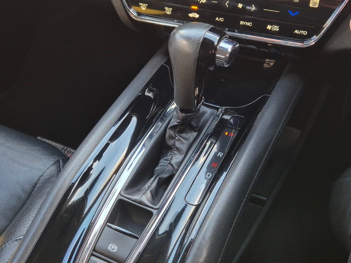 2017 Honda HR-V VTi-L