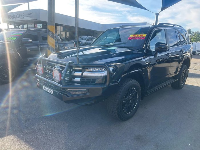 2023 Toyota Landcruiser VX