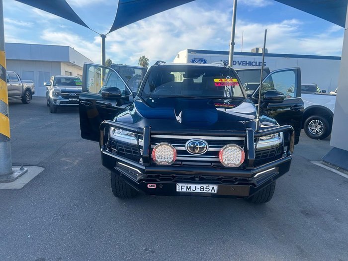 2023 Toyota Landcruiser VX