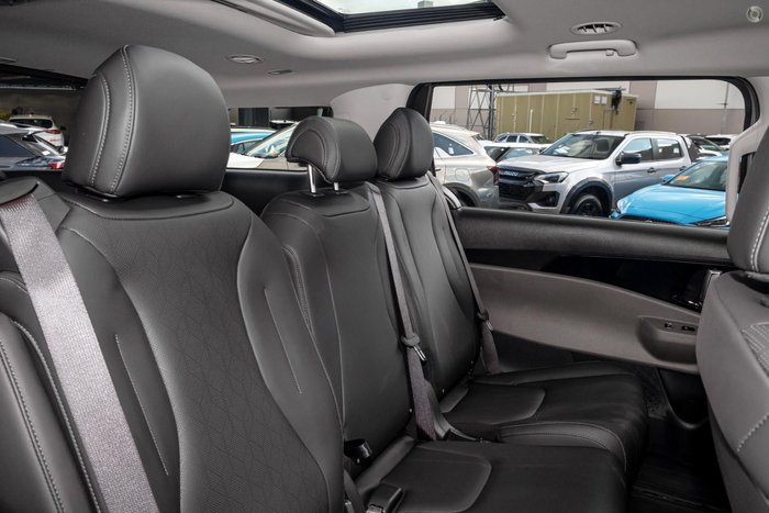 2026 Kia Carnival GT-Line HEV