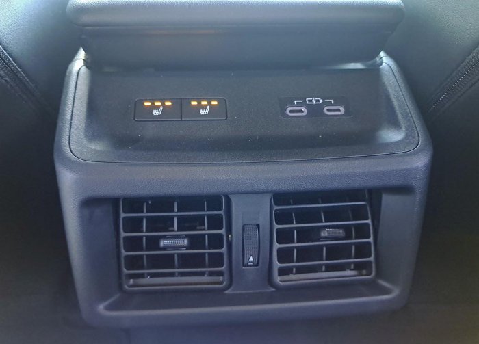 2025 Subaru Solterra AWD