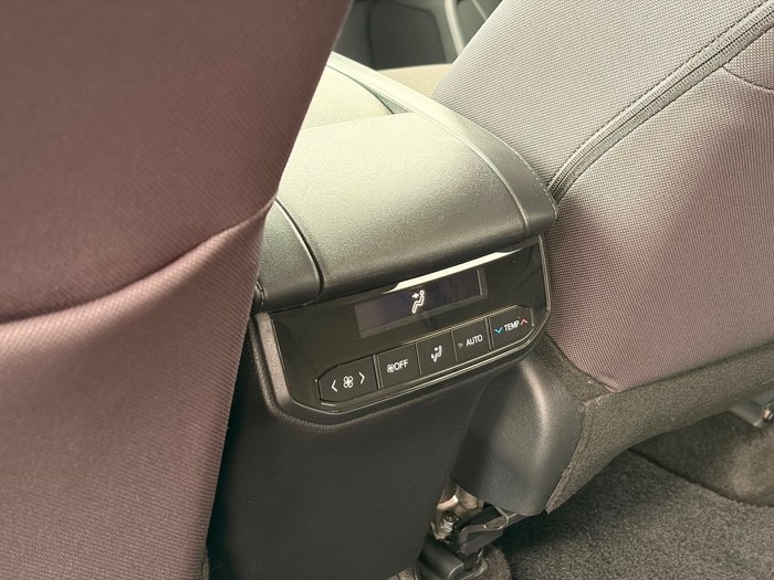 2025 Toyota Kluger GX