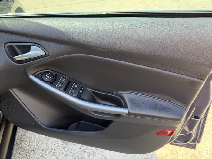 2012 FORD FOCUS TITANIUM