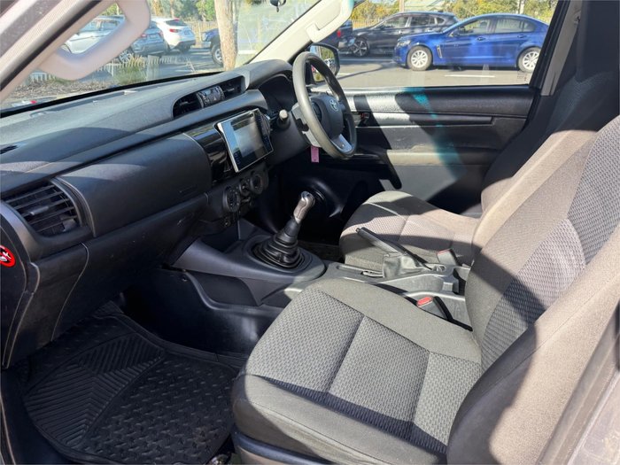 2016 TOYOTA HILUX WORKMATE