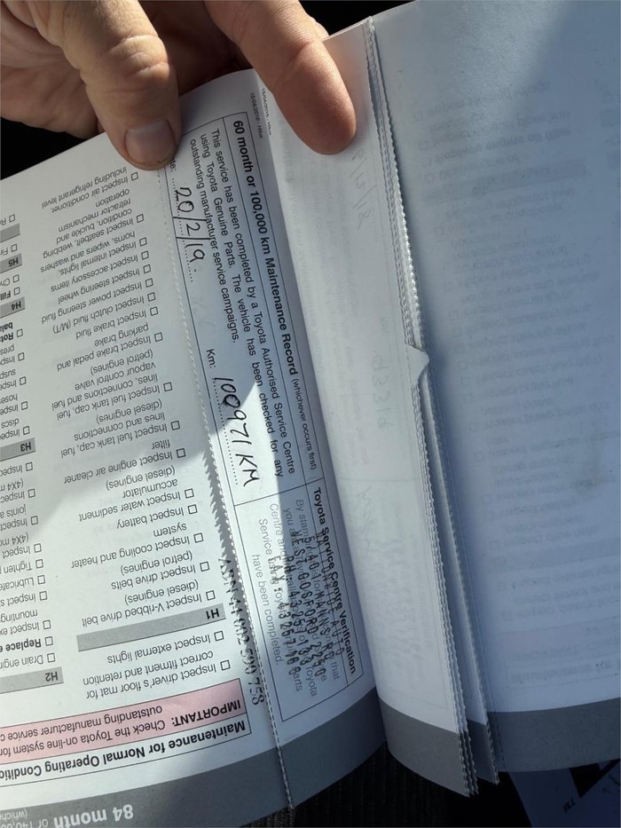 2016 TOYOTA HILUX WORKMATE