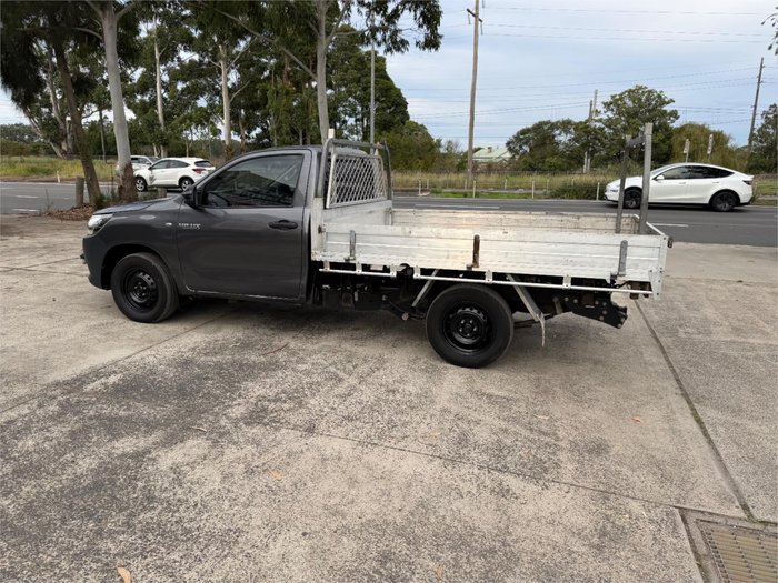 2016 TOYOTA HILUX WORKMATE