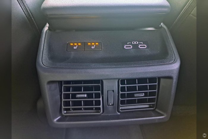 2025 Subaru Solterra AWD Touring