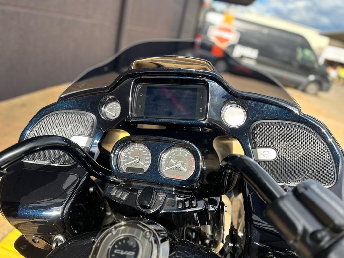 2022 Harley-Davidson CVO Road Glide 117 (FLTRXSE) Touring Blue