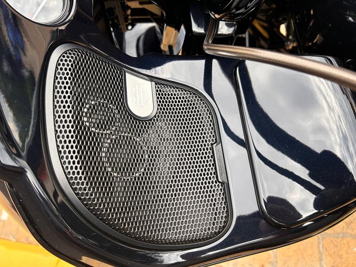 2022 Harley-Davidson CVO Road Glide 117 (FLTRXSE) Touring Blue